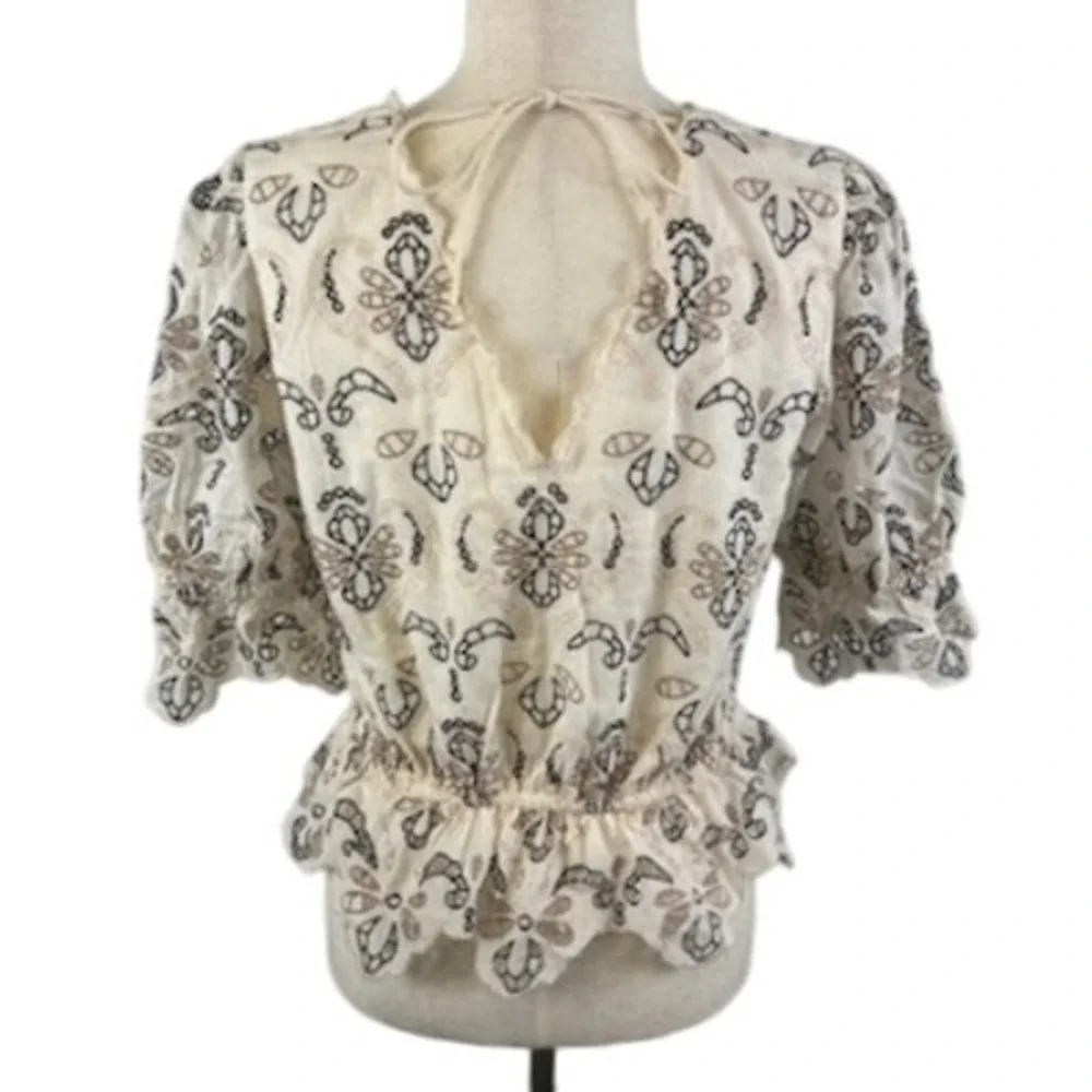 Anthropologie‎ Embroidered Blouse Ivory Floral Peplum V Neck Size Small